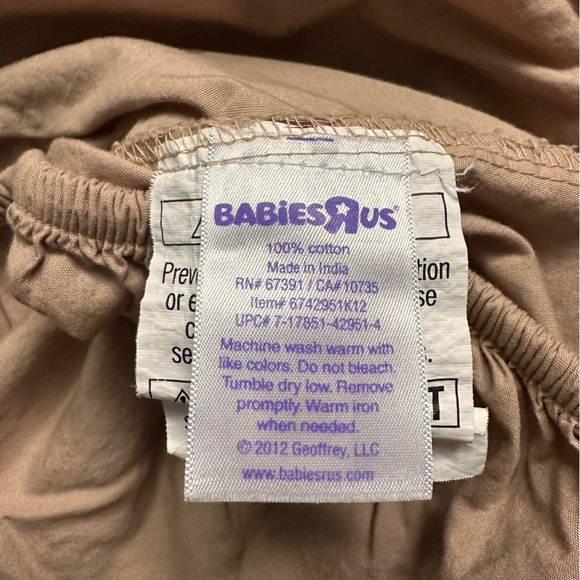 Babies r Us Fitted Crib Sheets (2) 100% Cotton - Picture 2 of 3